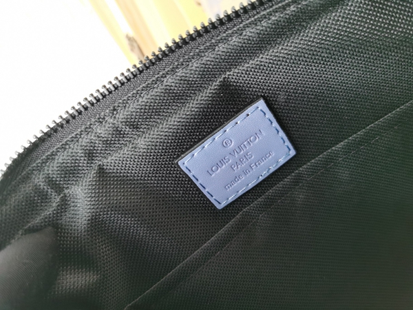 ルイヴィトンバッグ角部分ディテール